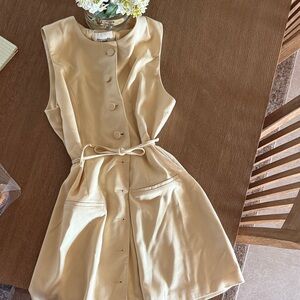 Elegant light yellow Sleeveless Dress by Abercrombie